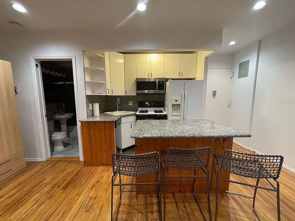 1st image of 32-25 37th St #1L