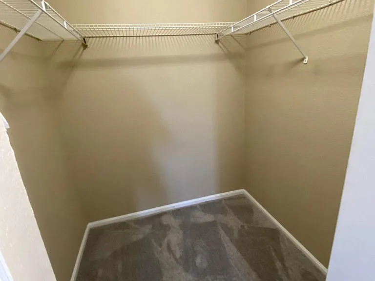 5028 Park Central Dr #2128 — Photo 11