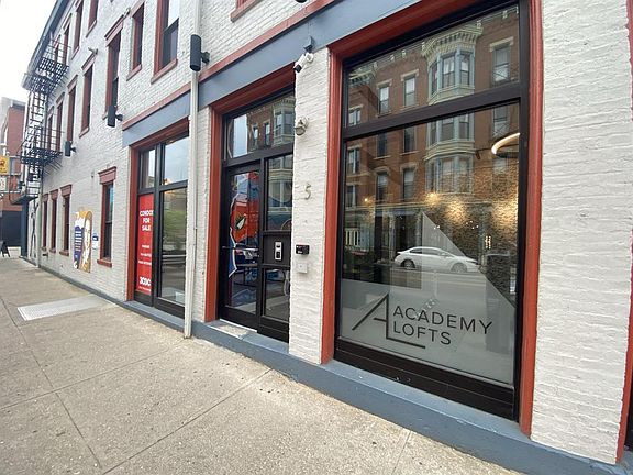 4th image of 5 W Twelfth Stree #5