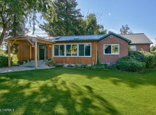 70 Rock Garden Ln, Yakima, WA 98908