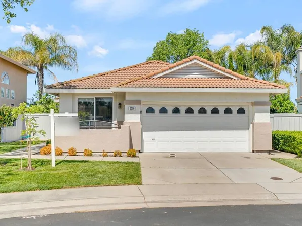 3308 E Island Ct, Elk Grove, CA 95758