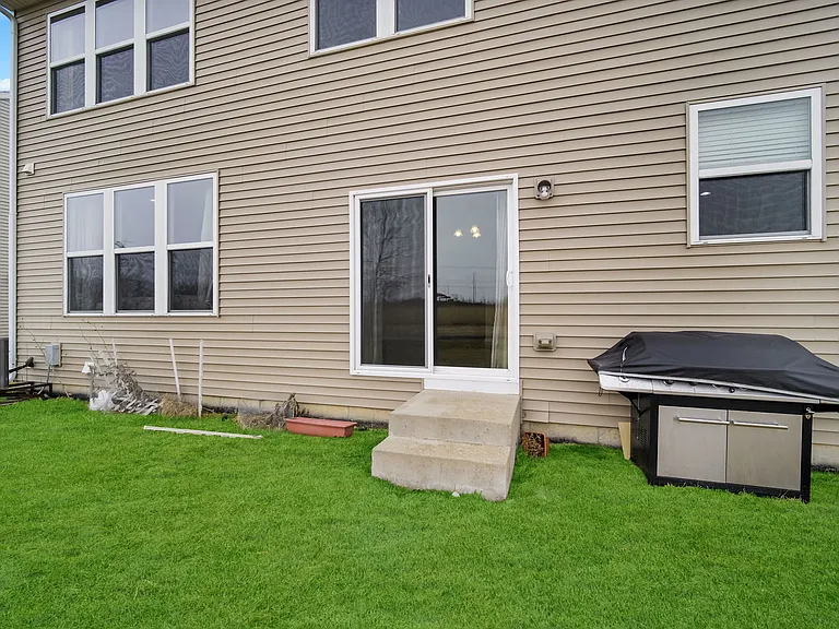 4255 Fraser Cir — Photo 35