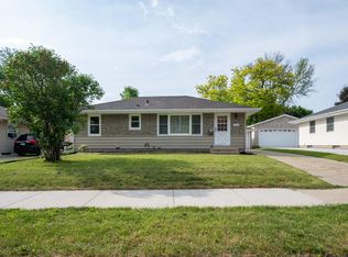 1432 Cascade St NW, Rochester, MN 55901