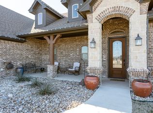 499 Christian Way, Azle, TX 76020