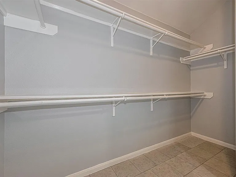 9631 Highland Pointe Dr — Photo 34