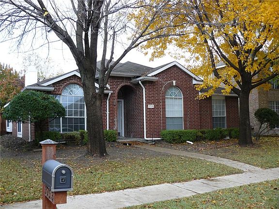 2nd image of 1713 Lantana Dr