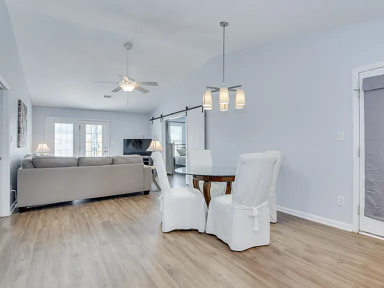 600 Mickelson Way #1 — Photo 4