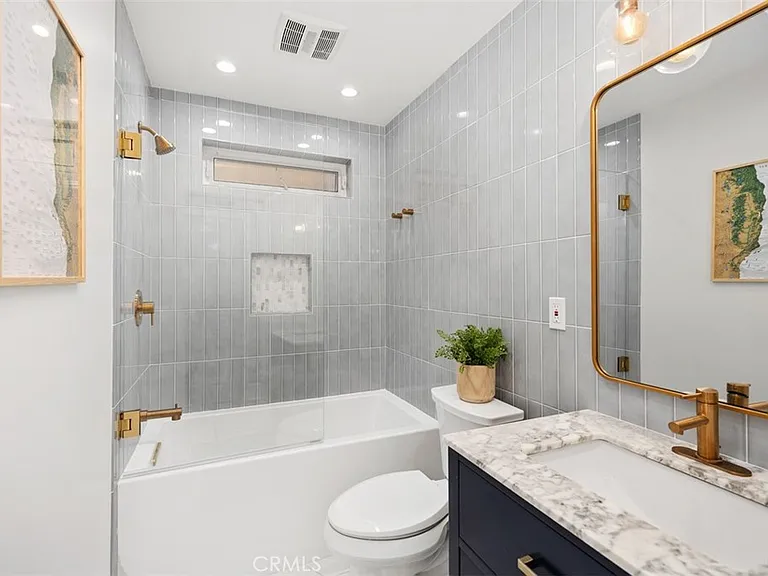31888 Hillside Ln — Photo 8