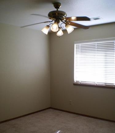 5th image of 9724 Idaho Ave