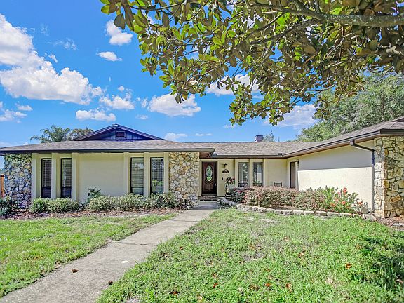 2nd image of 7824 Saranac Ct