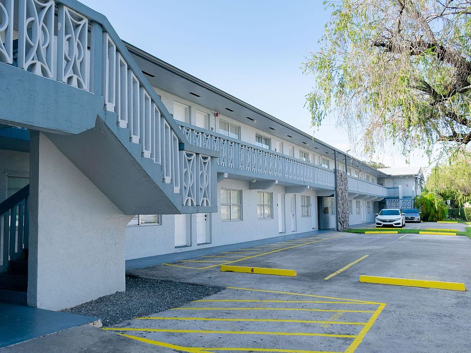 1st image of 4350 NW 10th St APT 6