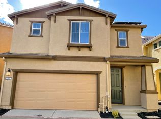 8201 Zenia Ln, Elk Grove, CA 95758