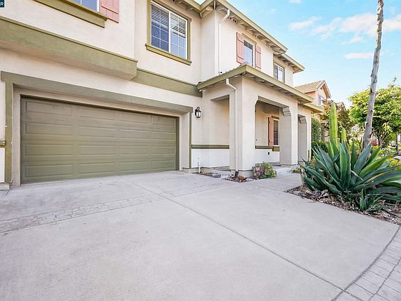4th image of 2138 Yellow Rose Cir