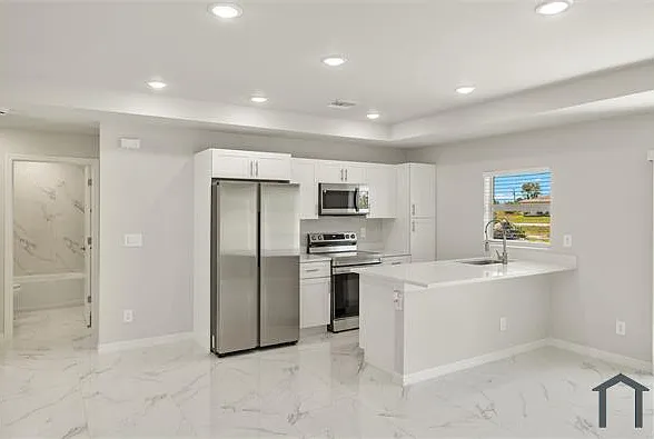 821 Palomino St E — Photo 4