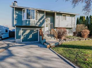 806 W 40th Pl, Kennewick, WA 99337