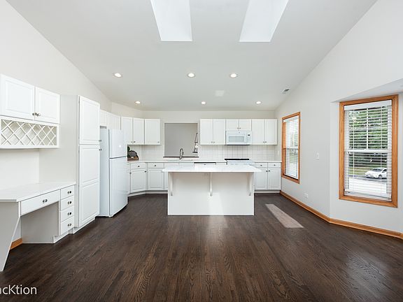 3rd image of 321 Kresswood Dr #6D