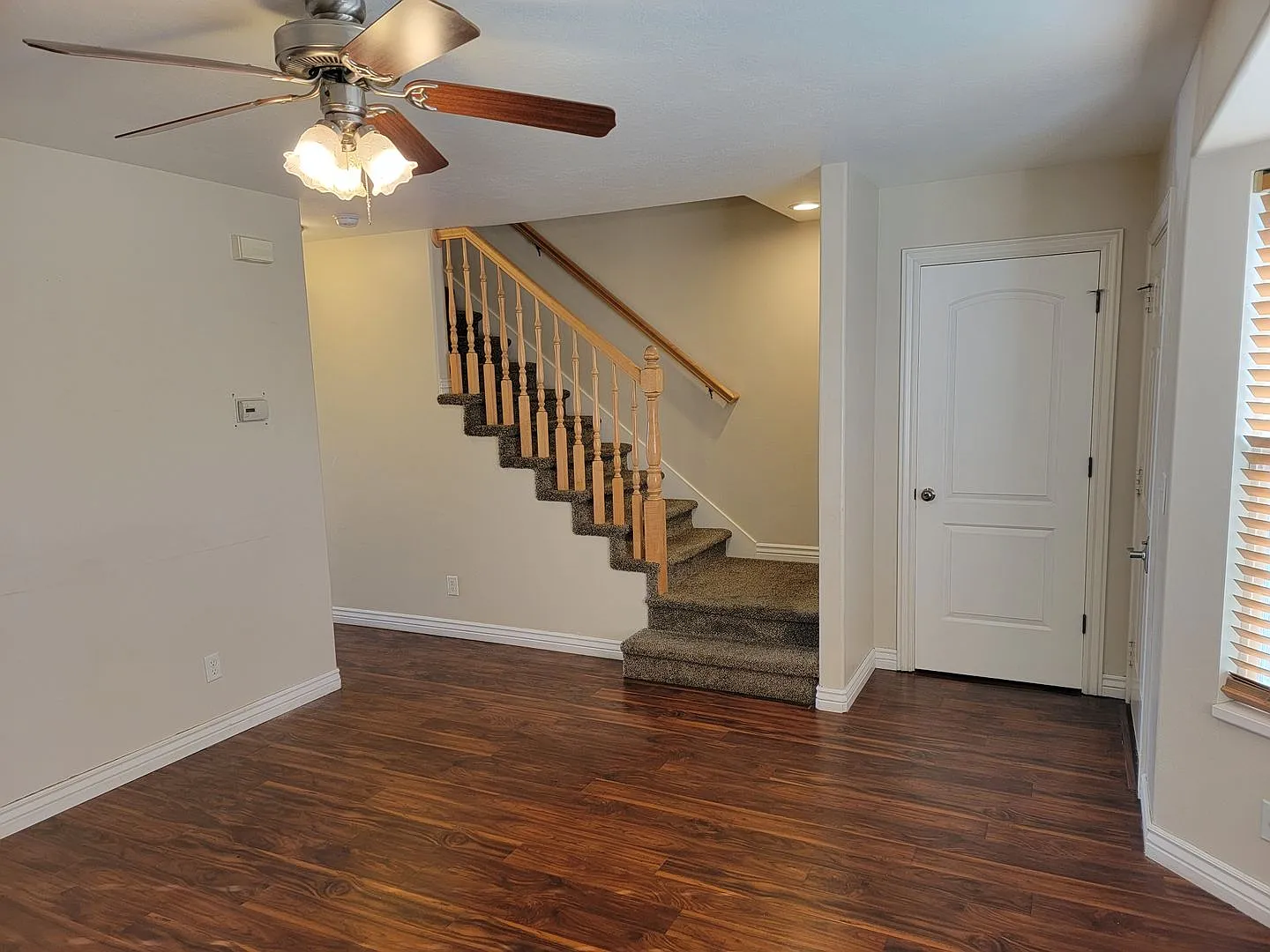 Huge Townhome in coveted East Cottonwood Heights! — Photo 4