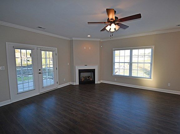 3rd image of 219 Dry Branch Court