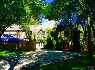 23 S Riverview Hts, Sioux Falls, SD 57105