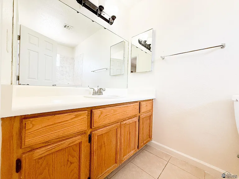 3016 W 24th Pl — Photo 16