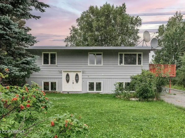 6614 Holly Ln, Anchorage, AK 99502
