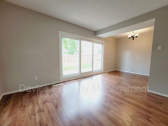 5th image of 16405 89th Ave NW #B