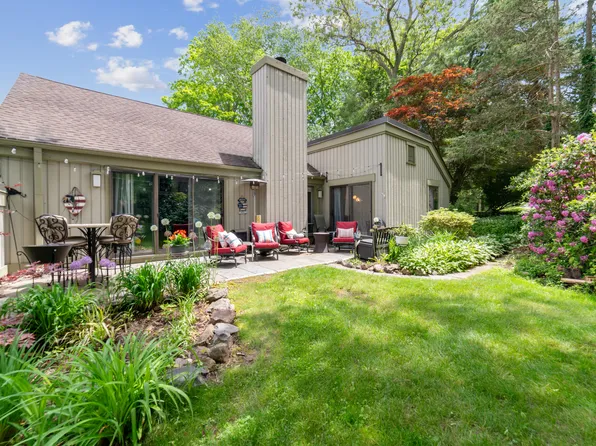279 Heritage Village #A, Southbury, CT 06488