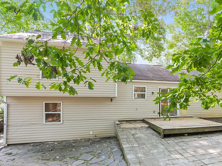 405 Rill Crest Ct — Photo 16