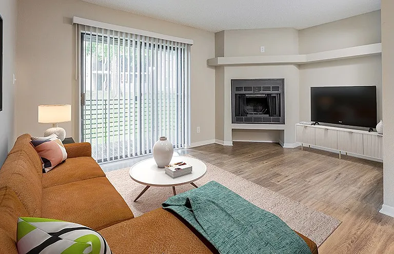 The Belmont Apartment Homes — Photo 16