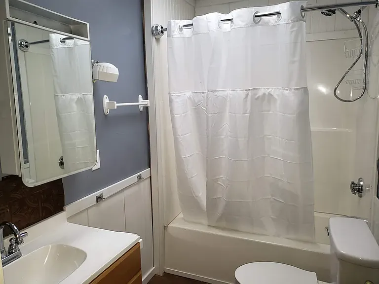 238 Main St #4 — Photo 9