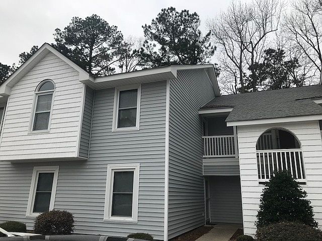 1st image of 130 D W Victoria Ct