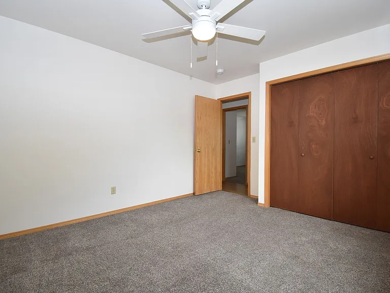 8 Michael Grove Ave #14 — Photo 21