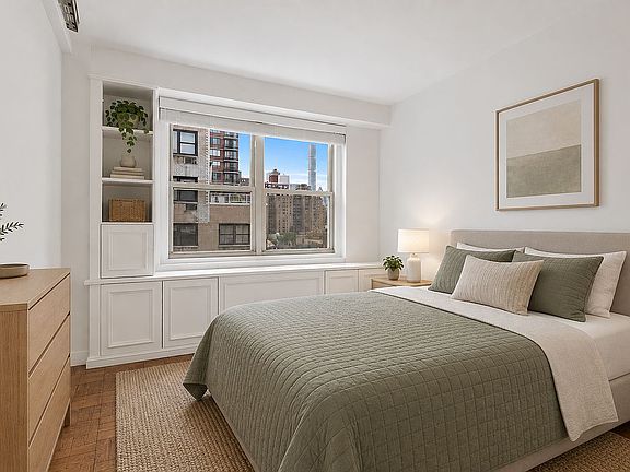 2nd image of 370 E 76th St APT C1106