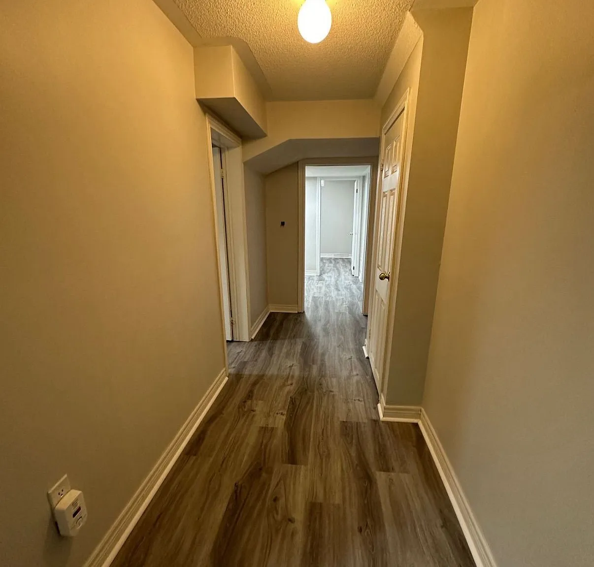 4 bed, $2,000 — Photo 4