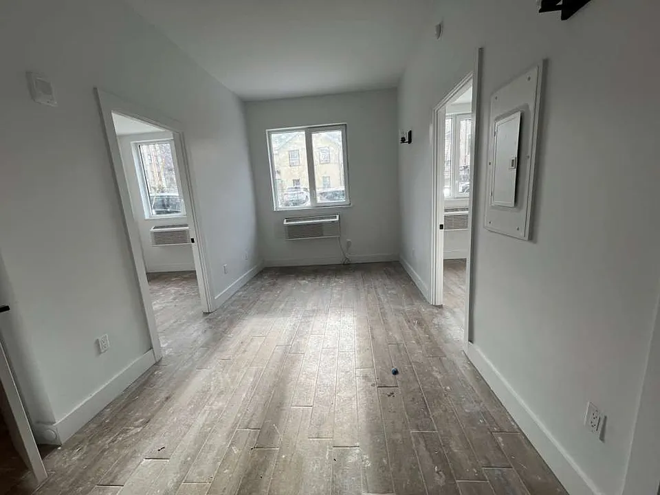 1801 Weeks Ave #1A