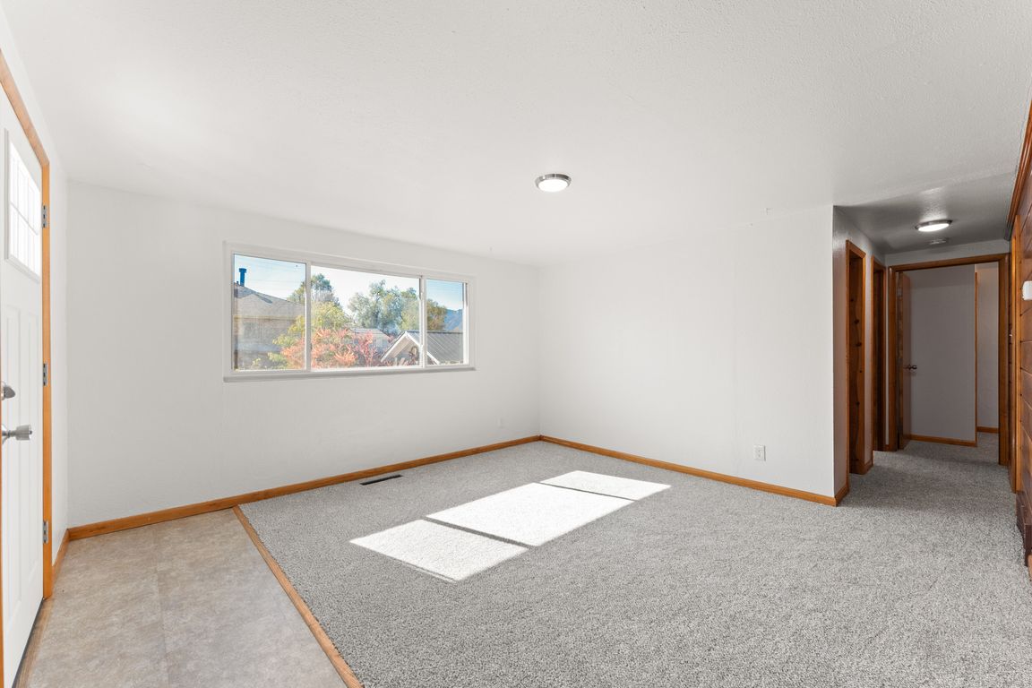 next background image