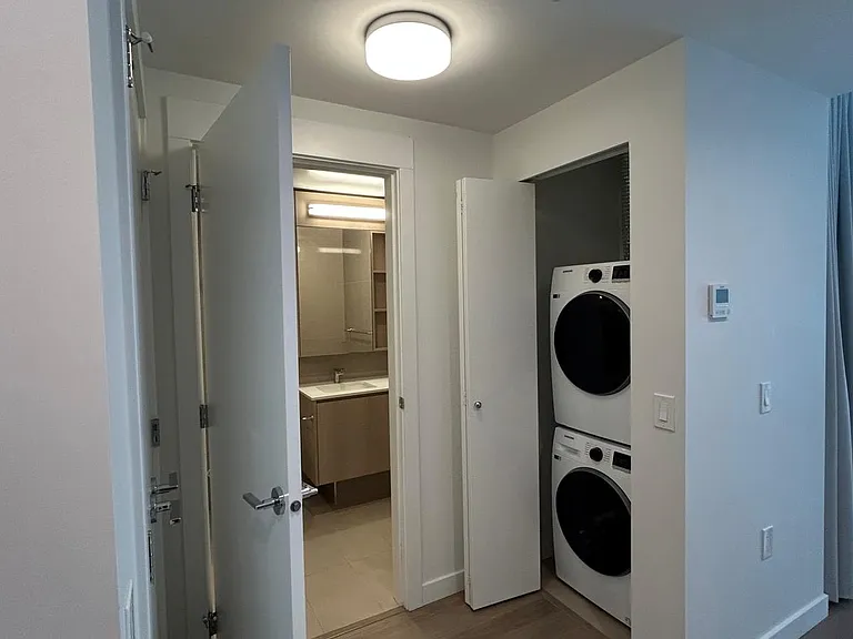 618 Carnarvon St #11XX — Photo 7