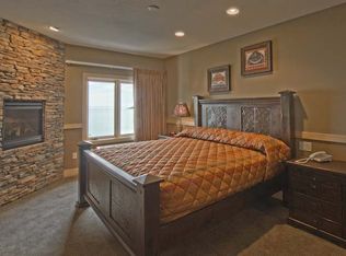 1412 Burlington Rd #F30, Two Harbors, MN 55616