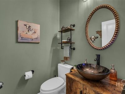 Photo 19