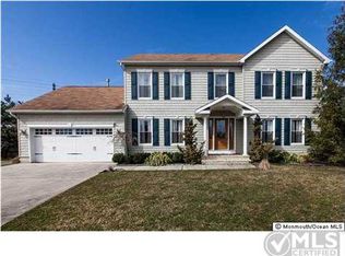 12 Windward Ct, Oceanport, NJ 07757
