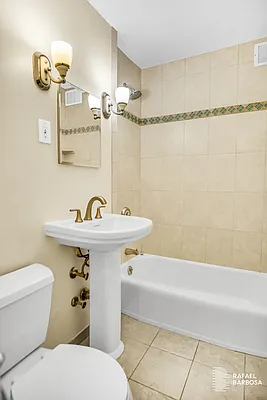 Sold by Compass | media 7