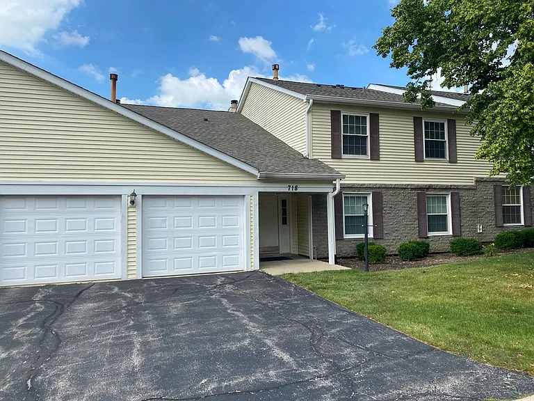 718 Crescent Ct #B2 — Photo 12