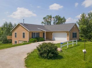 185 Main St, Kalona, IA 52247