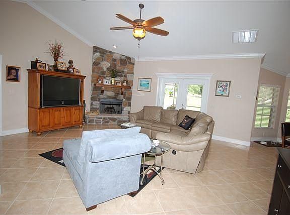 4th image of 341 Plantation Dr
