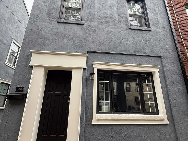 4329 Cresson St — Photo 1