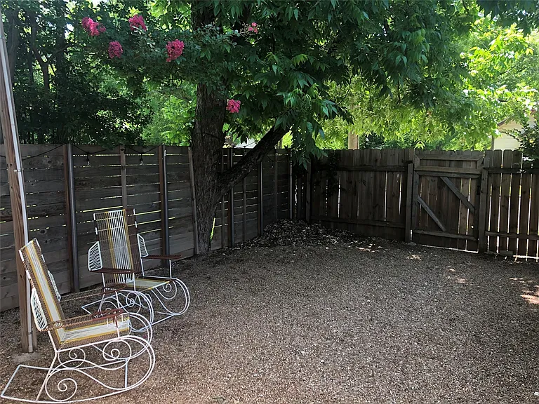 5414 Bolm Rd #B — Photo 8