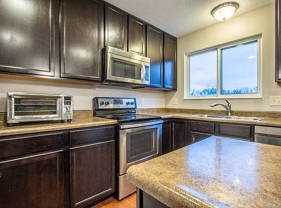 3rd image of 25610 Hearthstone Dr #52