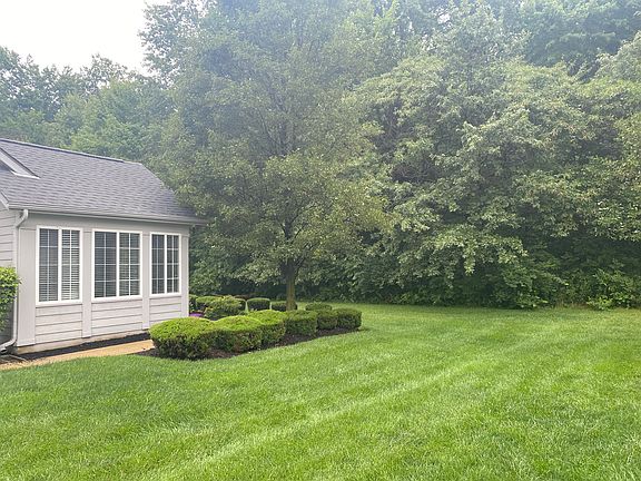 3rd image of 6176 Brickside Dr