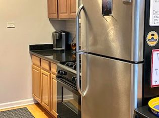 931 W Leland Ave APT 301, Chicago, IL 60640