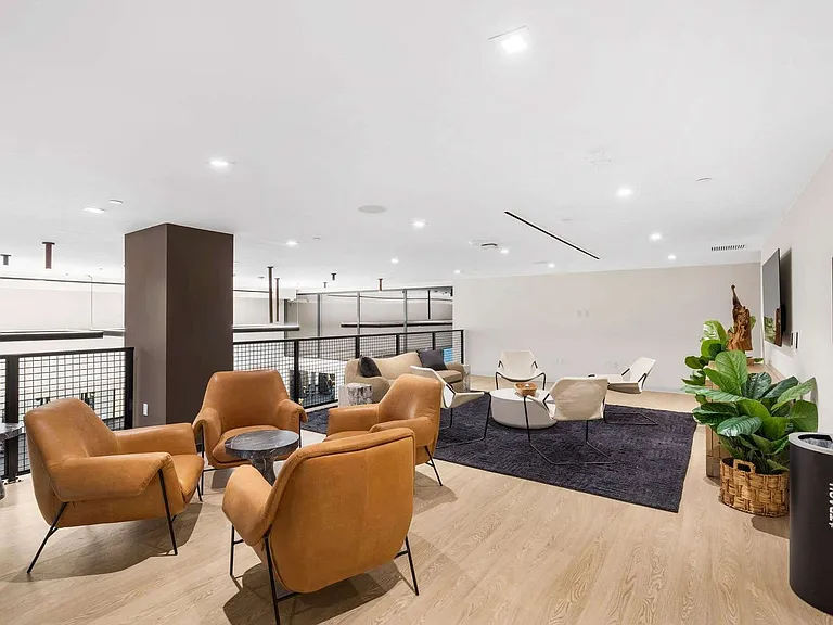 Building's Lounge